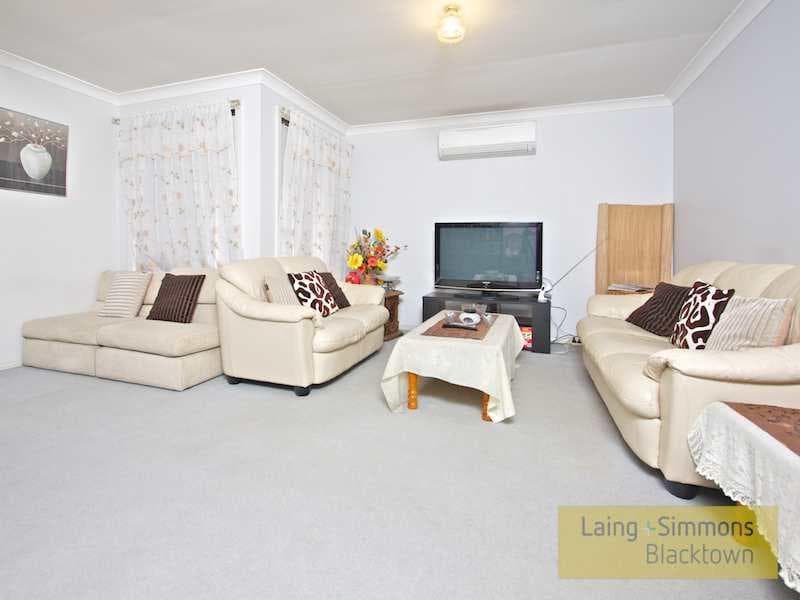 14a Jindabyne Crescent, Woodcroft, Woodcroft - Thumbnail 2