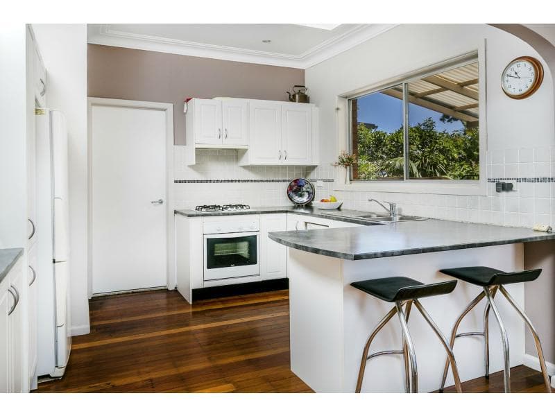 80 Warringah Road, Narraweena, Narraweena - Thumbnail 4