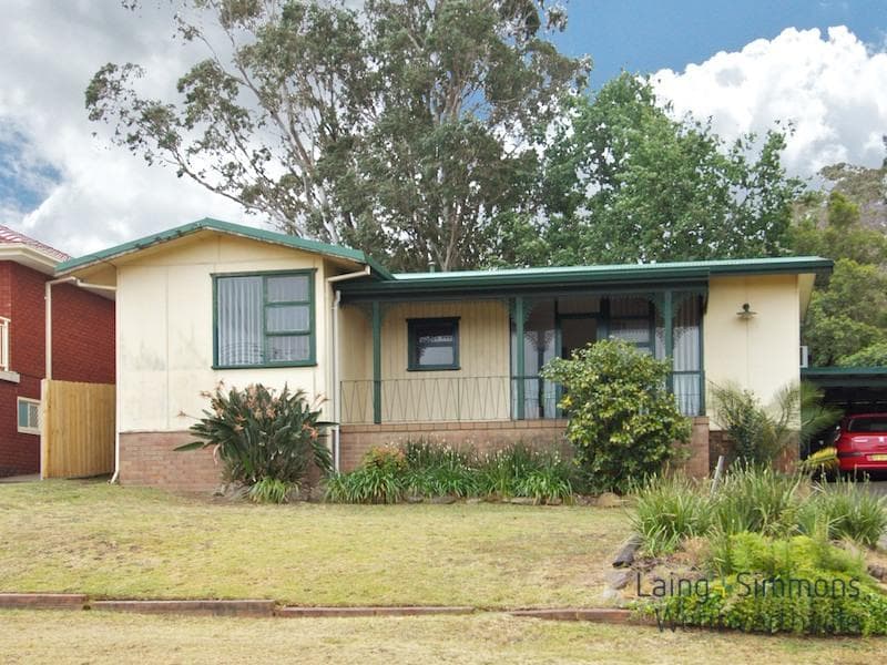 13 Calla Grove, Pendle Hill, Pendle Hill - Image 1
