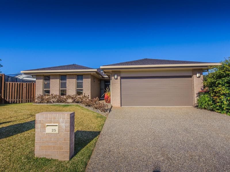 25 Maysfield Circuit, Port Macquarie, Port Macquarie - Thumbnail 2