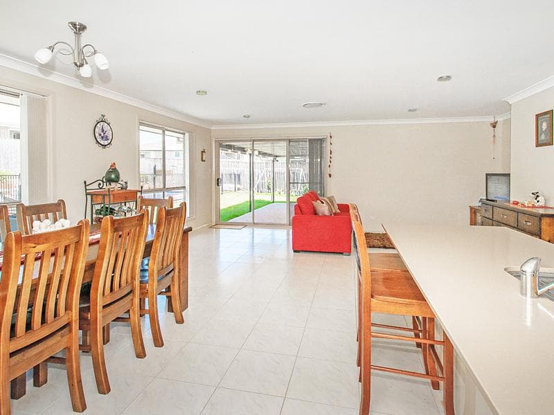 25 Maysfield Circuit, Port Macquarie, Port Macquarie - Thumbnail 3