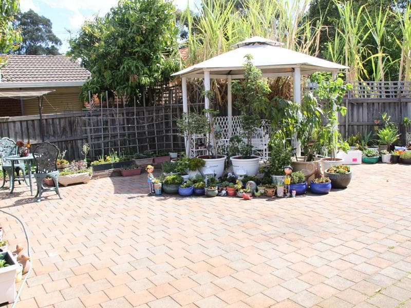 1 Silkyoak Grove, Greenacre, Greenacre - Thumbnail 5