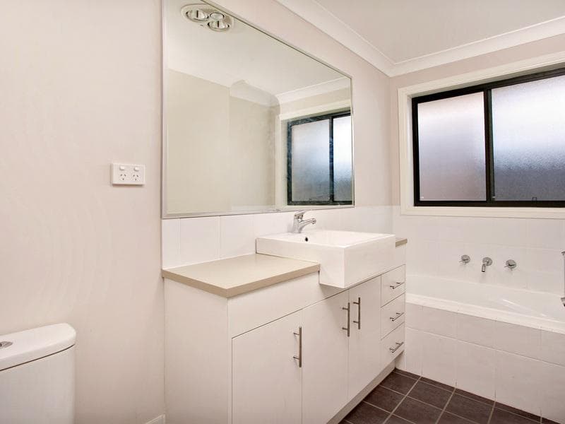 4/22																										Hawkesbury Avenue
														
								Dee Why, NSW 2099, Ropes Crossing - Thumbnail 4