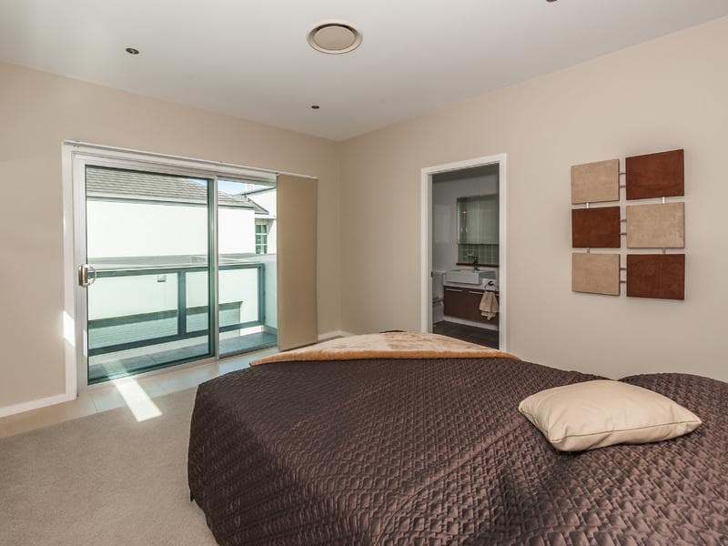 6 The Anchorage, Port Macquarie, Port Macquarie - Thumbnail 5
