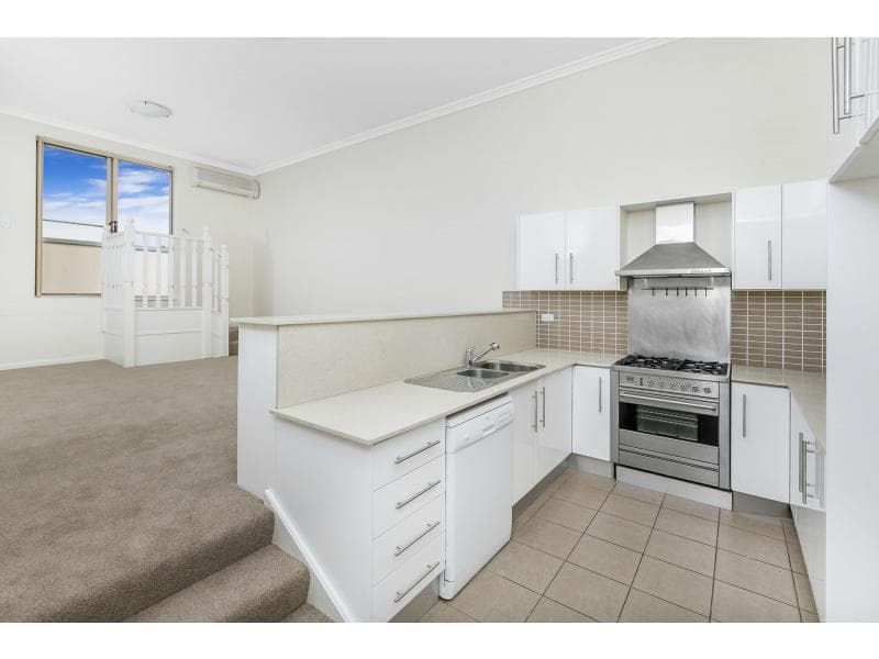 10/3-5 Shackel Avenue, Brookvale, Brookvale - Thumbnail 2