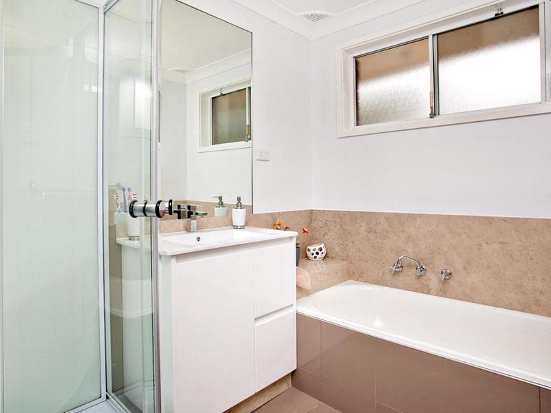 4/22																										Hawkesbury Avenue
														
								Dee Why, NSW 2099, Kings Park - Thumbnail 4