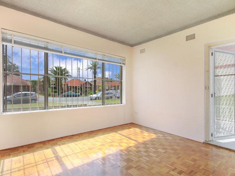 3/24 Fifth Avenue, Campsie, Campsie - Thumbnail 2