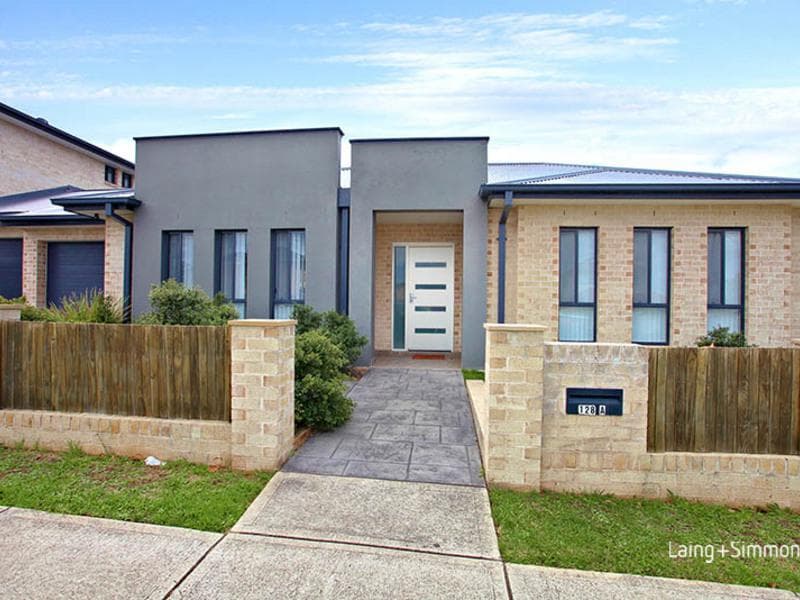 4/22																										Hawkesbury Avenue
														
								Dee Why, NSW 2099, Merrylands - Image 1