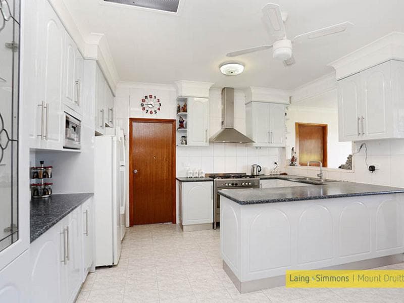 4/22																										Hawkesbury Avenue
														
								Dee Why, NSW 2099, Mount Druitt - Thumbnail 2