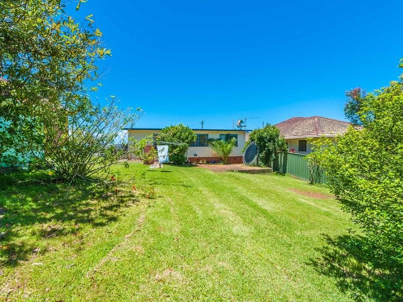 13/21-25																										Woodstock Street
														
								Bondi Junction, NSW 2022, Port Macquarie - Thumbnail 8