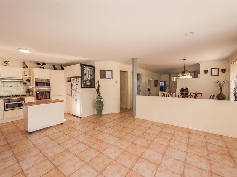 22 Christina Circuit, Port Macquarie, Port Macquarie - Thumbnail 5