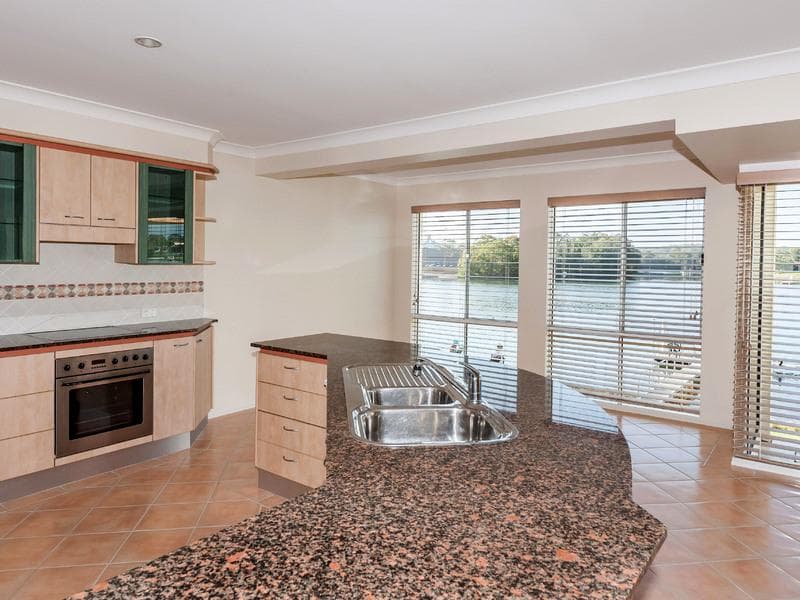 2/3 Commodore Crescent, Port Macquarie, Port Macquarie - Thumbnail 5