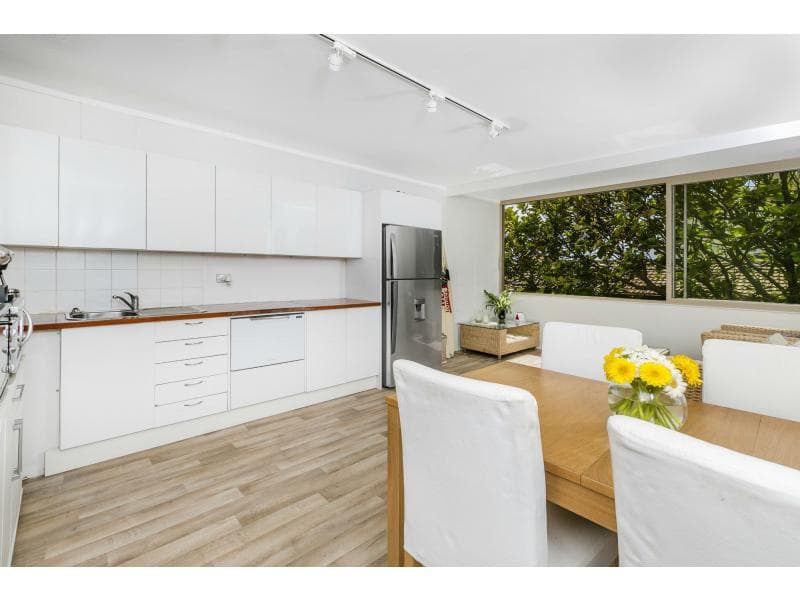 16/168 Pacific Parade, Dee Why, Dee Why - Thumbnail 2