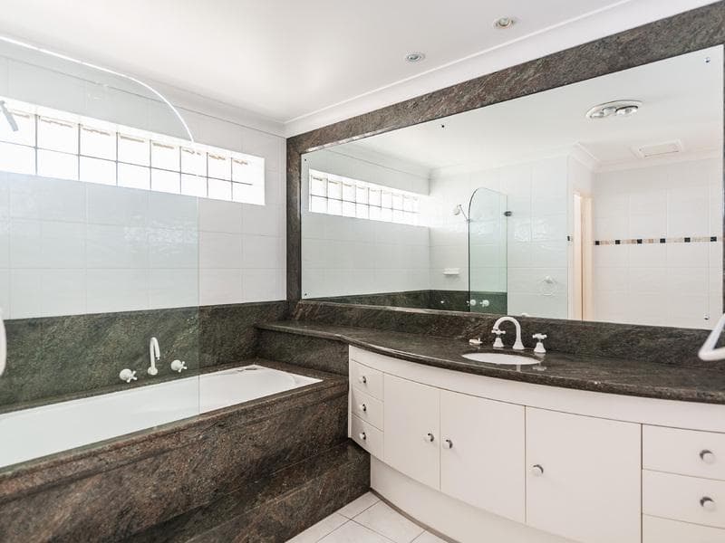 96 Pacific Drive, Port Macquarie, Port Macquarie - Thumbnail 6