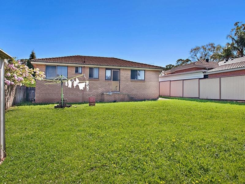 13/114																										Donohue St
														
								Kings Park, NSW 2148, Dean Park - Thumbnail 2