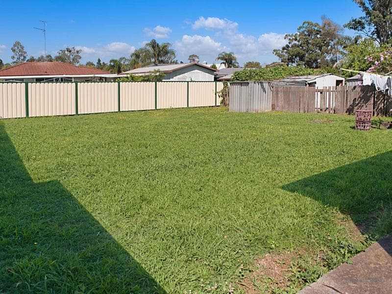 13/114																										Donohue St
														
								Kings Park, NSW 2148, Dean Park - Thumbnail 3