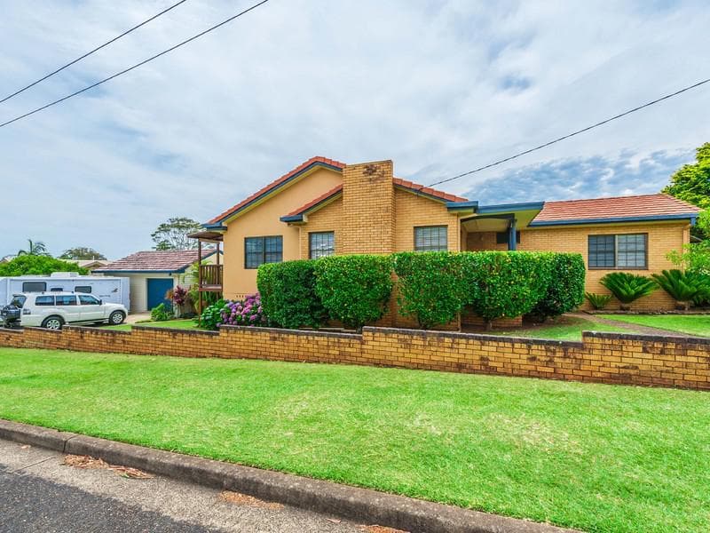 17 Pacific Drive, Port Macquarie, Port Macquarie - Thumbnail 2