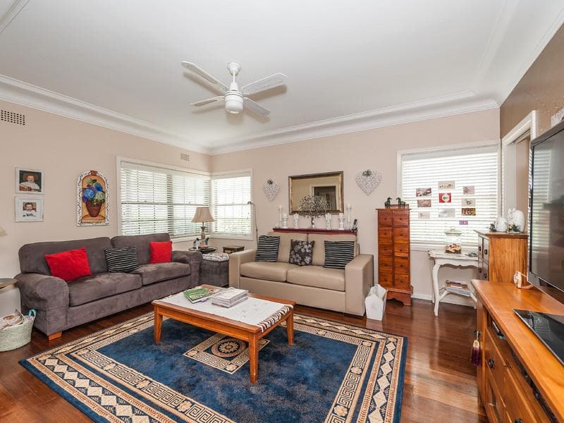 17 Pacific Drive, Port Macquarie, Port Macquarie - Thumbnail 3