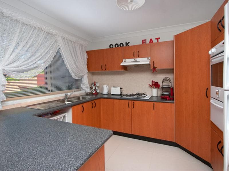 6 Cubitt Cres, Quakers Hill, Quakers Hill - Thumbnail 3
