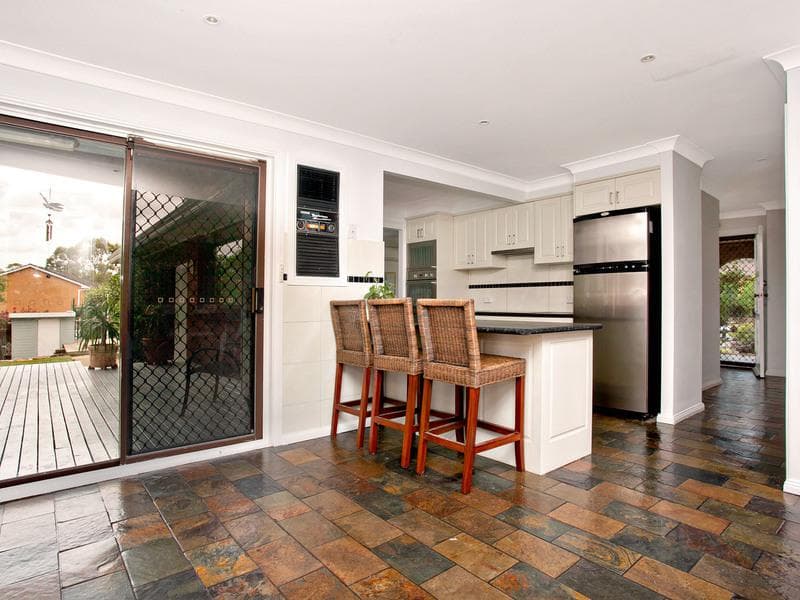 4 Marton Cres, Kings Langley, Kings Langley - Image 1