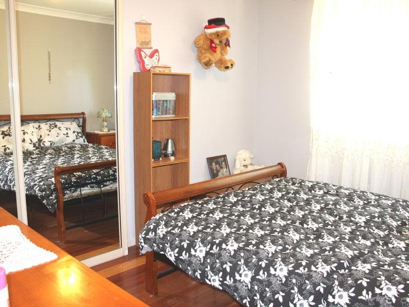 18a Renown Ave, Wiley Park, Wiley Park - Thumbnail 6