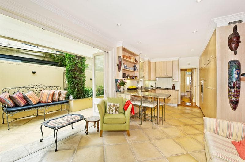 14/34																										Kings Cross Road
														
								Potts Point, NSW 2011, Paddington - Thumbnail 2