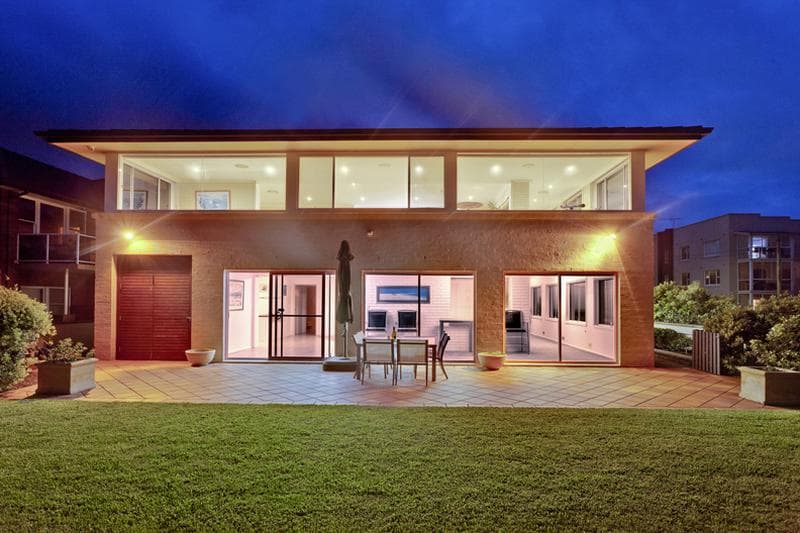 9/9																										Foss St
														
								Forest Lodge, NSW 2037, Narrabeen - Thumbnail 2