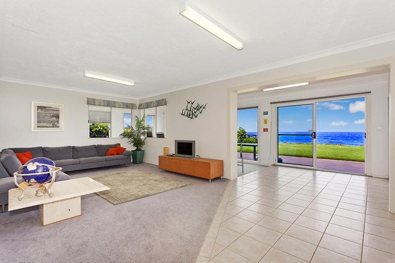9/9																										Foss St
														
								Forest Lodge, NSW 2037, Narrabeen - Thumbnail 8