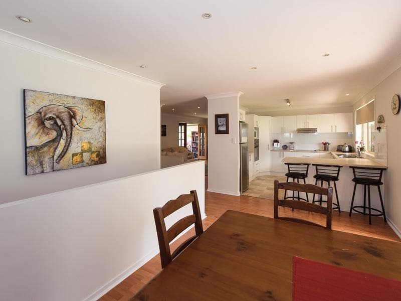 6 Plymouth Place, Port Macquarie, Port Macquarie - Thumbnail 3