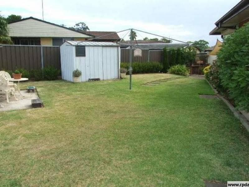 9 Wallis Place, Willmot, Willmot - Thumbnail 6