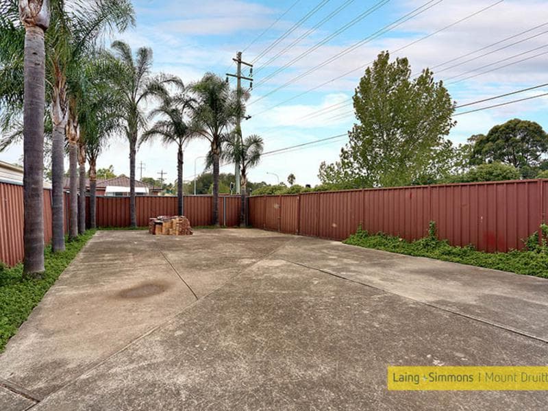 13/114																										Donohue St
														
								Kings Park, NSW 2148, Rooty Hill - Thumbnail 4