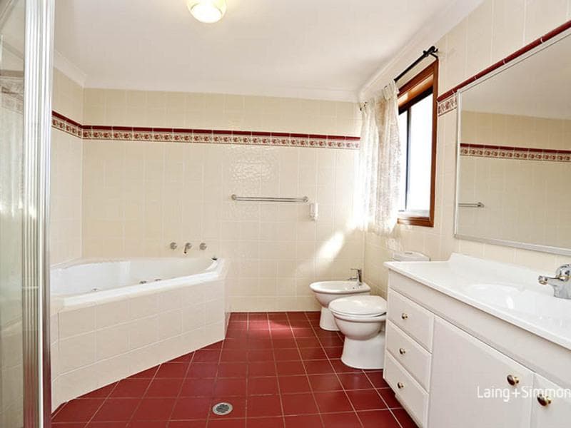 34 Abigail Street, Seven Hills, Seven Hills - Thumbnail 8