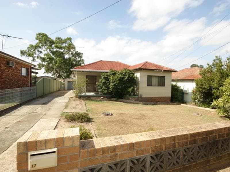13/114																										Donohue St
														
								Kings Park, NSW 2148, Blacktown - Image 1