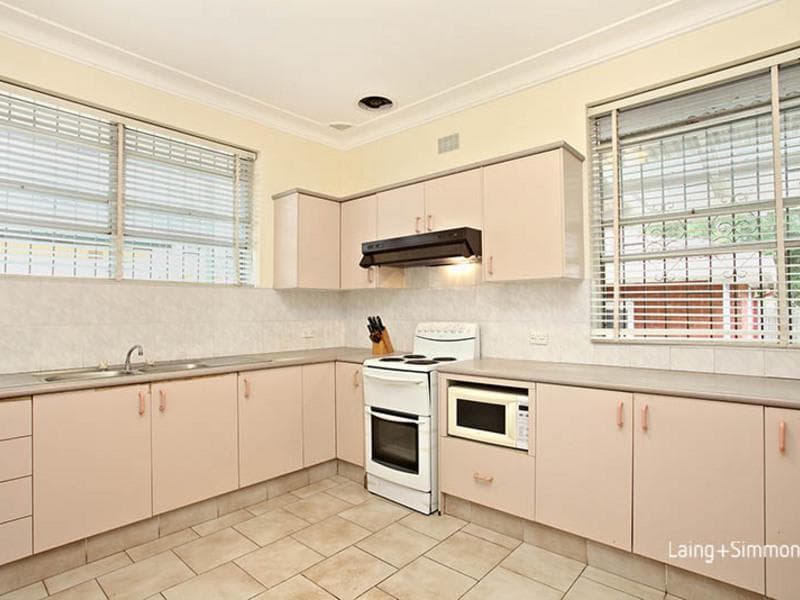 13/114																										Donohue St
														
								Kings Park, NSW 2148, Parramatta - Thumbnail 5