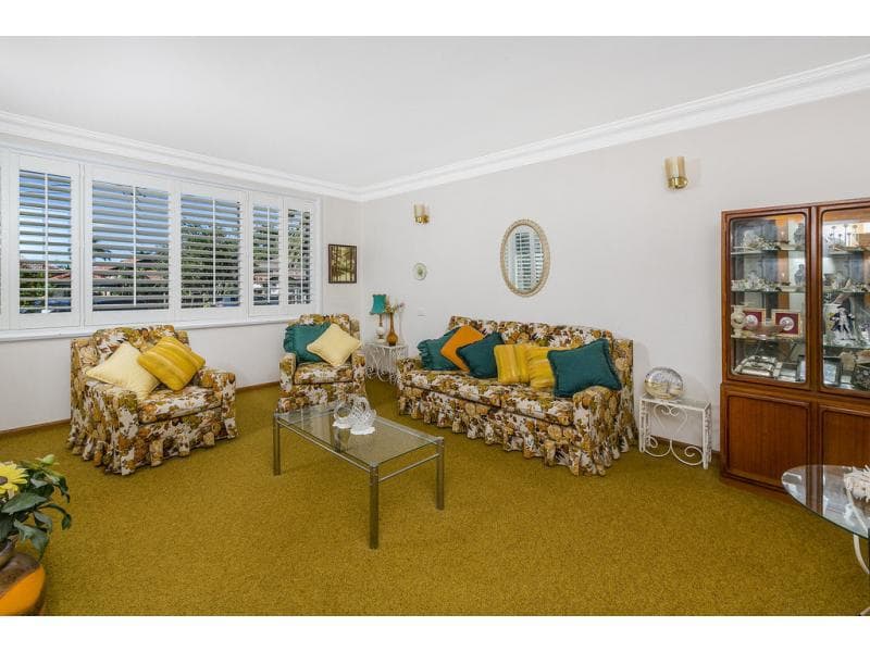 13 Eaton Street, Willoughby, Willoughby - Thumbnail 2