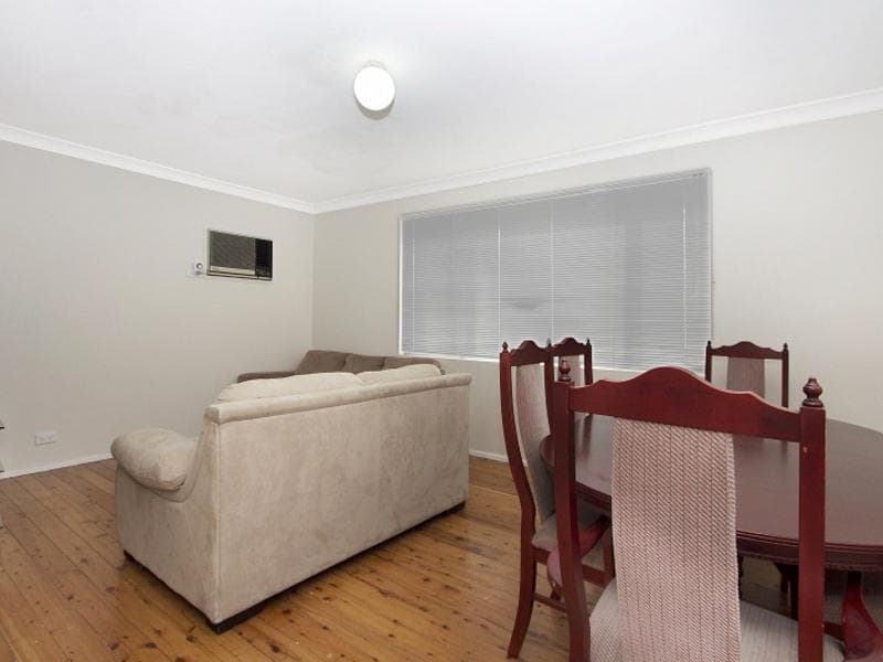 64 Ridgeway Cres, Quakers Hill, Quakers Hill - Thumbnail 3