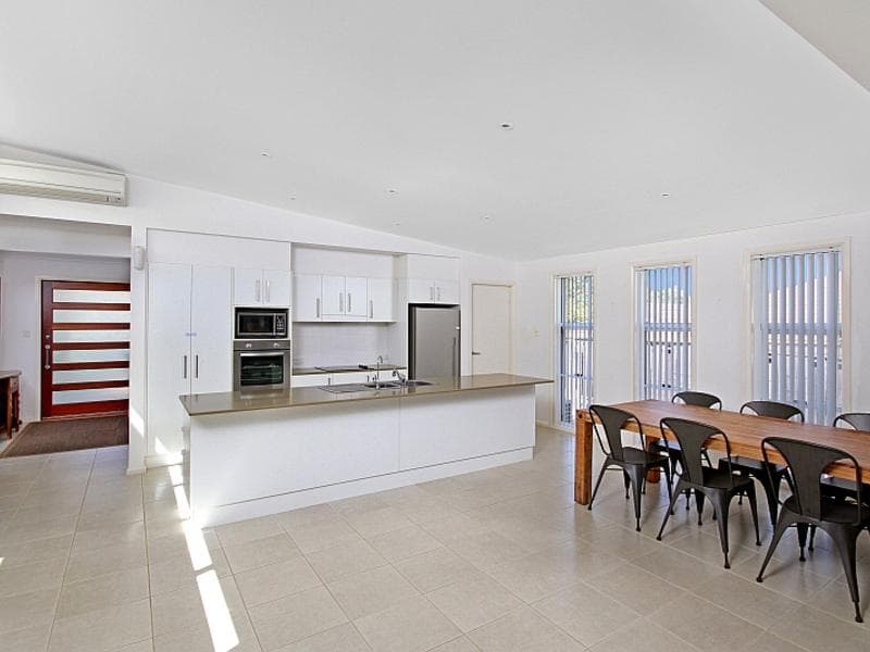 9 Brierley Avenue, Port Macquarie, Port Macquarie - Thumbnail 4