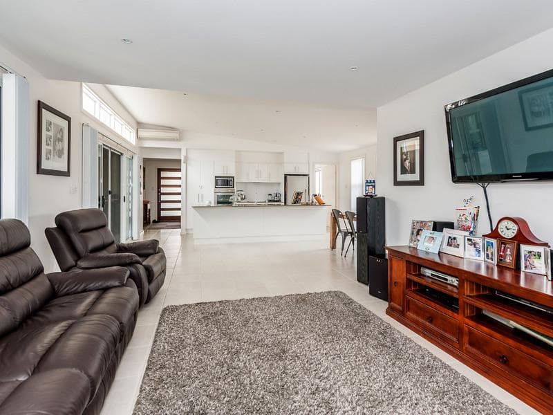 9 Brierley Avenue, Port Macquarie, Port Macquarie - Thumbnail 5