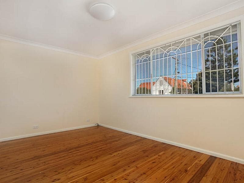 1																										Brenan St
														
								Fairfield, NSW 2165, Guildford - Thumbnail 4