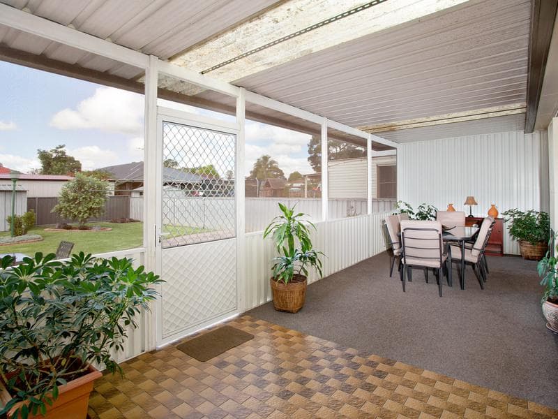 22 Carpenter Street, Colyton, Colyton - Thumbnail 8