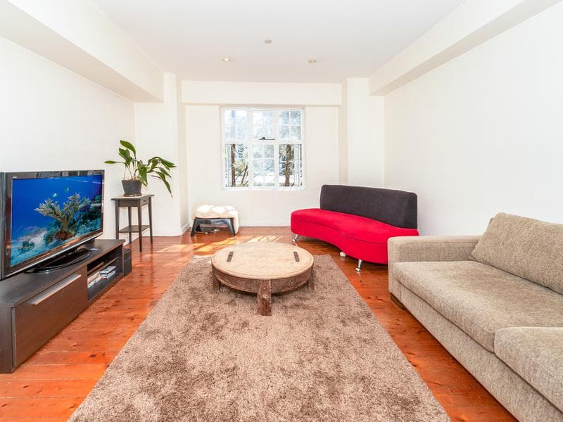 21/1a Elizabeth Bay Road, Potts Point, Potts Point - Thumbnail 4