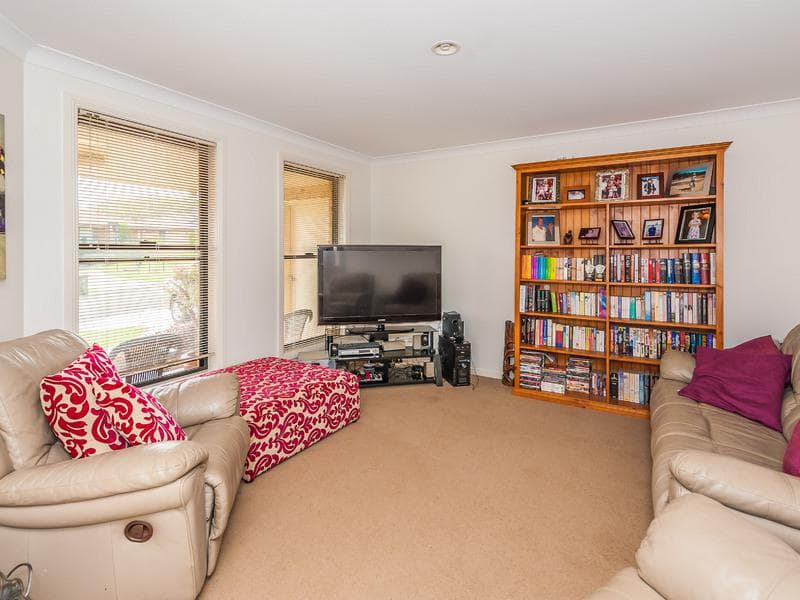 10 Brierley Avenue, Port Macquarie, Port Macquarie - Thumbnail 4