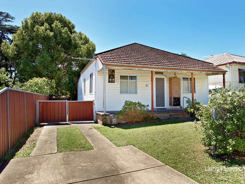 61 Wisdom Street, Guildford, Guildford - Image 1