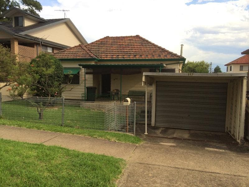 1																										Brenan St
														
								Fairfield, NSW 2165, Guildford - Image 1