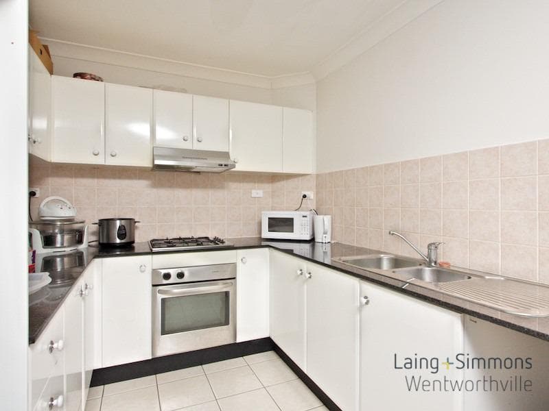 5b/24 Jersey Road, South Wentworthville, South Wentworthville - Thumbnail 3
