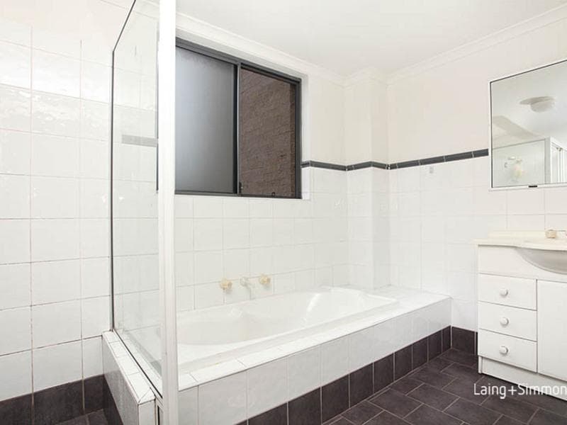 32/5-9 Fourth Avenue, Blacktown, Blacktown - Thumbnail 5