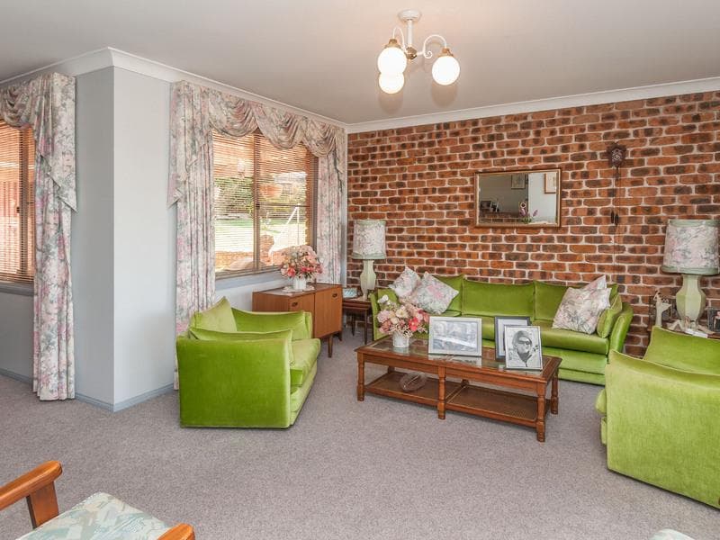 14 Ashdown Drive, Port Macquarie, Port Macquarie - Thumbnail 2