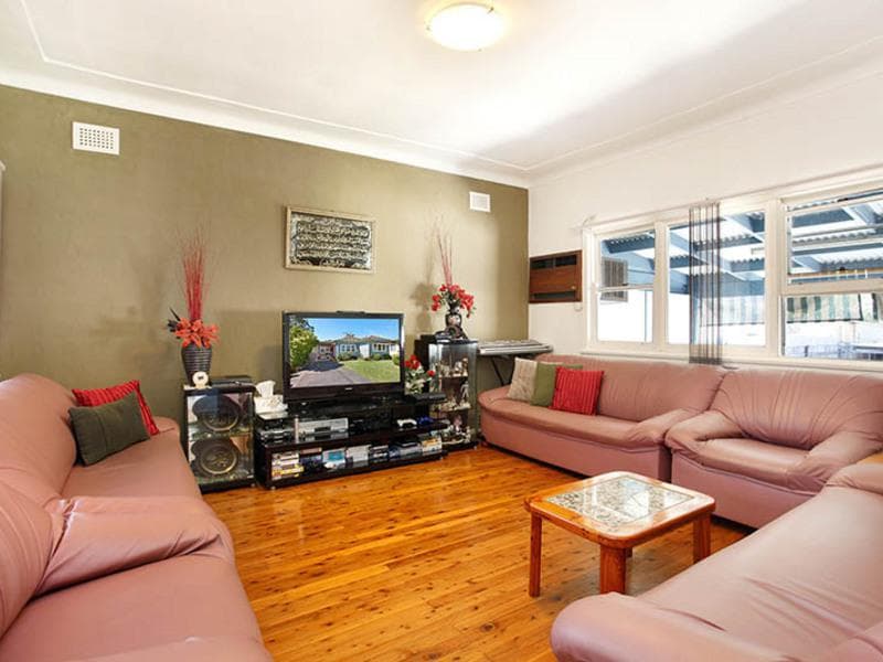 30 Mark Street, Merrylands, Merrylands - Thumbnail 2