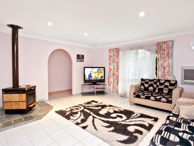 8 Mynah Close, St Clair, St Clair - Thumbnail 4