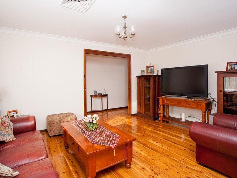 1/99-111																										Karimbla Road
														
								Miranda, NSW 2228, Kings Langley - Thumbnail 2